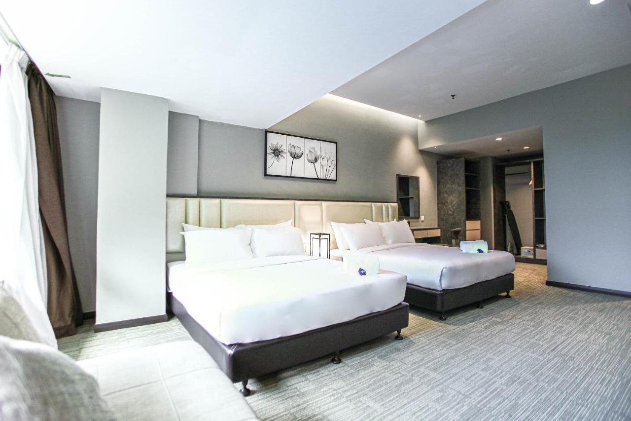 Fives Hotel Dnp Johor Bahru Exteriör bild