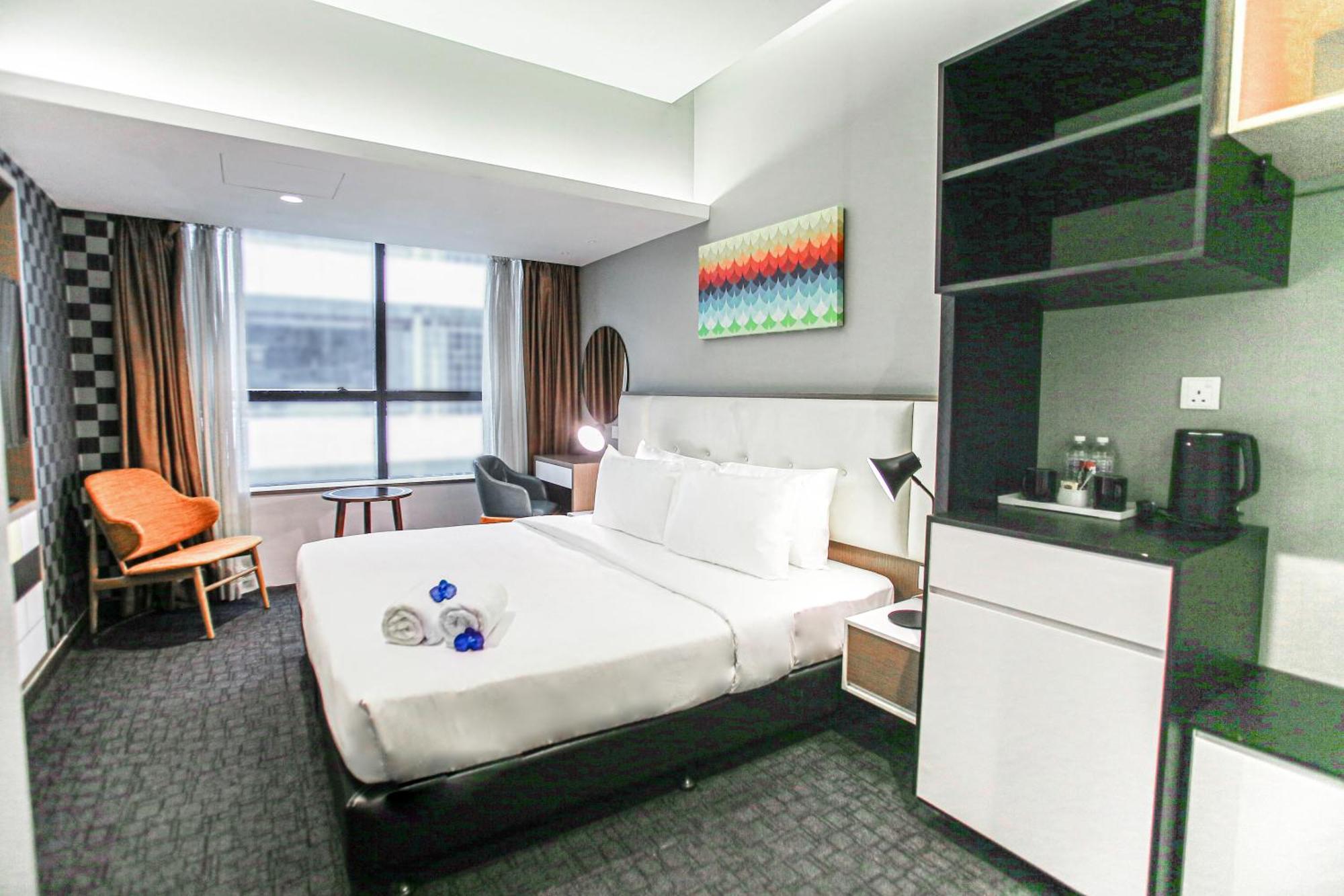 Fives Hotel Dnp Johor Bahru Exteriör bild